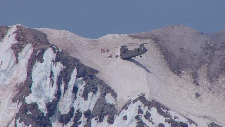 Chinook in precarious mountain rescue