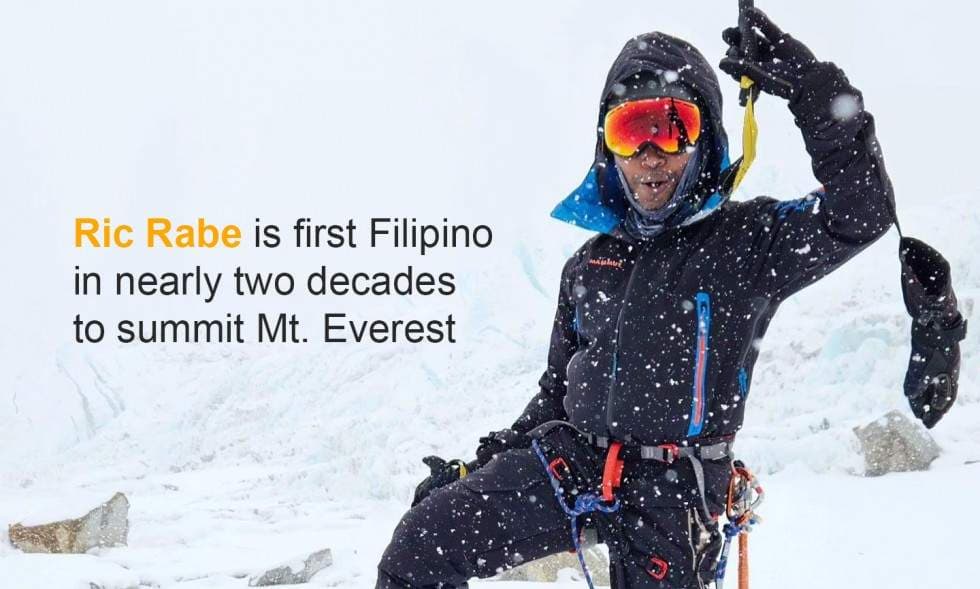 Ric Rabe summits to Mount Everest