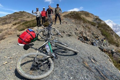 Adventure Mountain Biking to Annapurna Circuit
