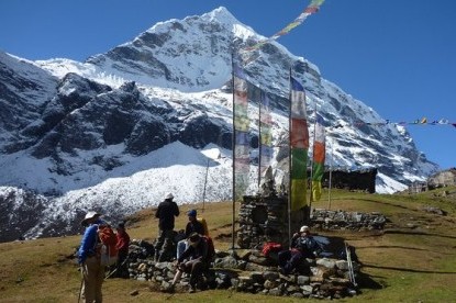 Makalu Circuit Trek recommended by  TheGuardian