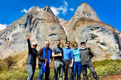 Makalu Circuit Trek