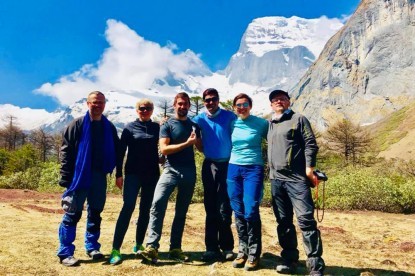 Makalu Circuit Trek