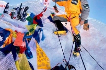 Akkei Rahaman from the UK has successfully summited Mount Manaslu