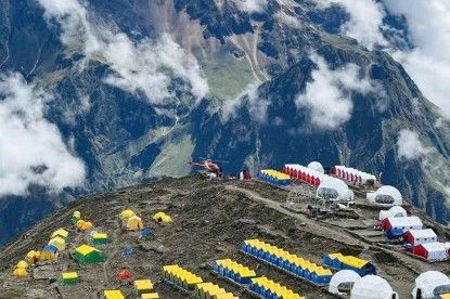 Akkei Rahaman from the UK has successfully summited Mount Manaslu