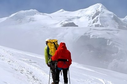 Climbing upto Mera Peak
