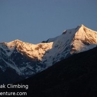 Chulu East Peak Climbing at affordable price
