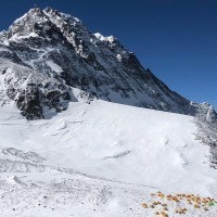 Death toll reaches 16 as Austrian, Indian climbers die on Mt Everest